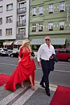 Miliardář Richard Chlad s modelkou Liou Kees.