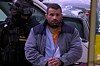 Měl ležet na operačním stole, místo toho skončil za mřížemi. A mezitím se mu v těle rozjel proces, který lékaři rozhodně vidět nechtěli.