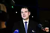 Přílet prvního repatriačního letu z Blízkého východu: Ministr zahraničí Petr Macinka. (3.3.2026)
