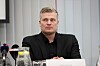 Filip Turek coby vládní zmocněnec při tiskovce na ministerstvu životního prostředí (26.2.2026)